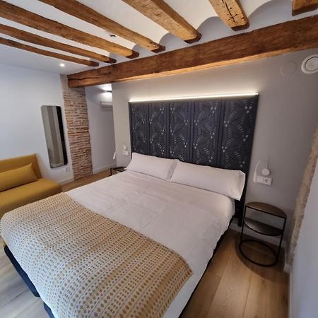 Hostal La Rua Estella Exteriör bild